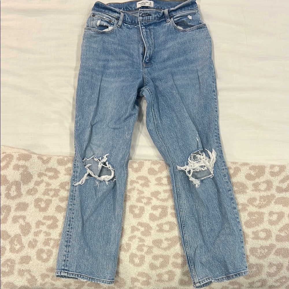 Abercrombie Women’s Short Jeans